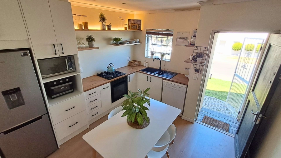 3 Bedroom Property for Sale in Protea Heights Western Cape